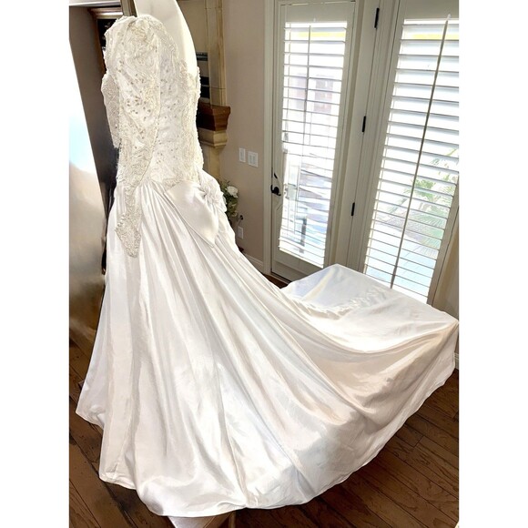 Rare NWT Vintage Wedding Dress Size 10 Beaded Lace Gown Cathedral Train 80s - Picture 5 of 16